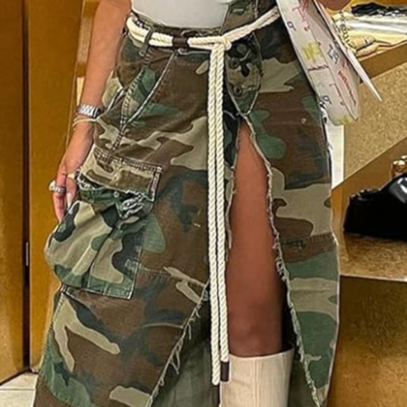 CAMO, CARGO MIDI SKIRT WITH SLIT - Picture 3 of 5